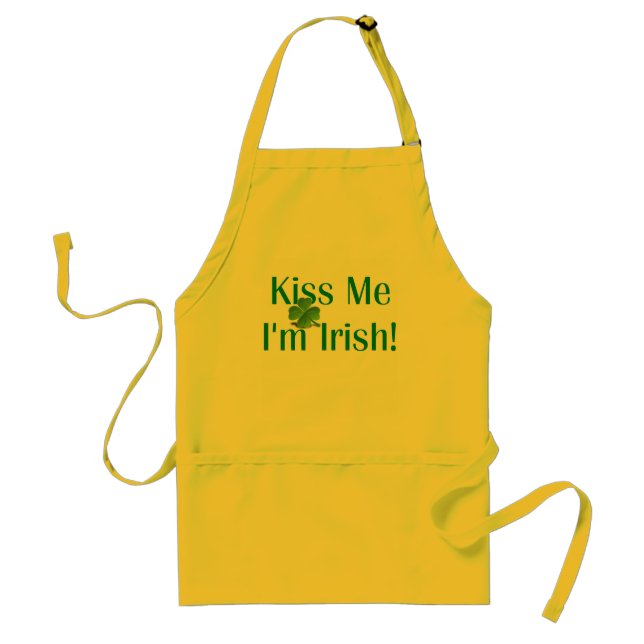 Kiss Me I'm Irish Shamrock Standard Apron (Front)