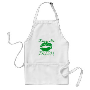 Kiss me i'm IRISH Standard Apron