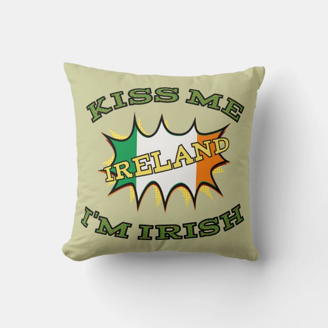 Kiss me I'm Irish starburst flag Throw Pillow (Front)