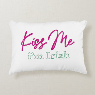 'kiss me i'm irish' T-Shirt Accent Pillow