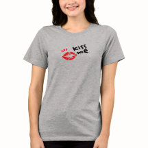 KISS ME T shirt