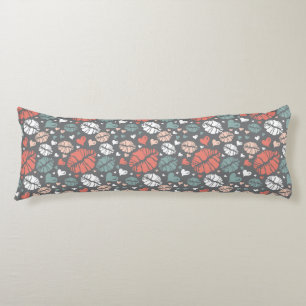 Kiss Print And Heart Pattern Body Pillow