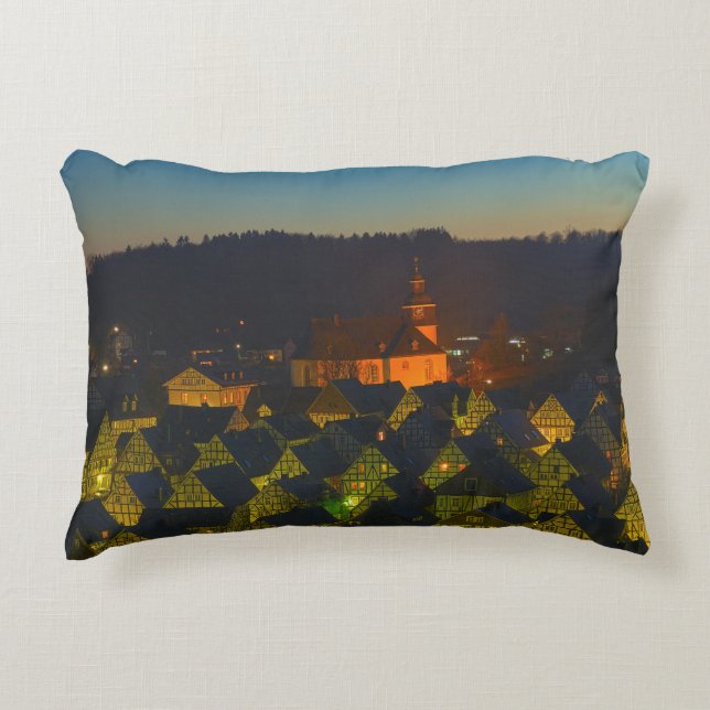 Kissen Freudenberg Altstadt Decorative Pillow (Front)