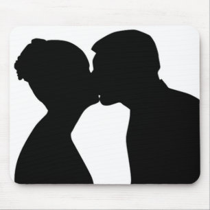 KISSING COUPLE MOUSE PAD