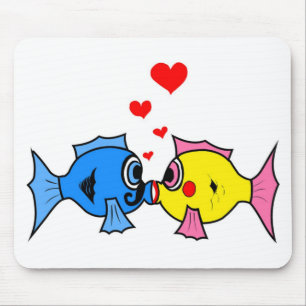 KISSING FISH MOUSE PAD