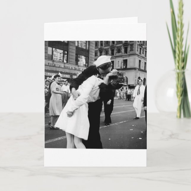 Kissing the War Goodbye at Times Square Card (Front)