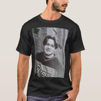 Kit Connor  , Gift For Boyfriend  , Kit Connor Lov T-Shirt