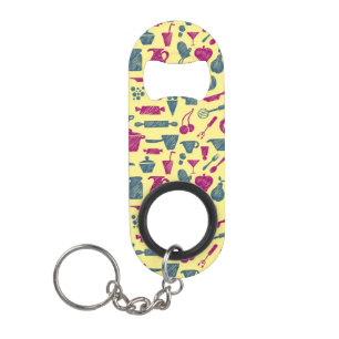 Kitchen supplies mini bottle opener