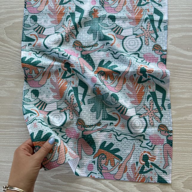 Kitchen Towel: Underwater Swimming Towel (Creator Uploaded)