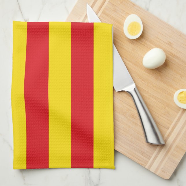 Kitchen towel with Flag of Catalonia (Quarter Fold)