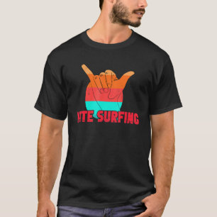 Kitesurfing Shaka Kiteboarder Vintage Kite Kiteboa T-Shirt