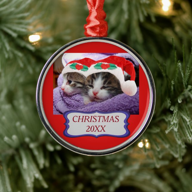 Kittens With Red Santa Hats Christmas 20XX Round Metal Ornament (Tree)