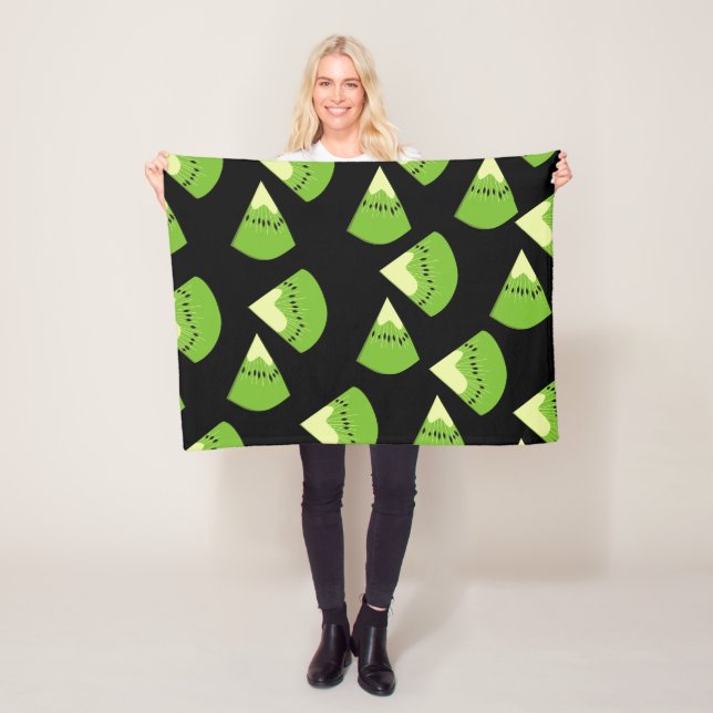 Kiwi Fleece Blanket (In Situ)