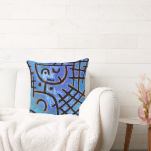 Klee - Captive, Throw Pillow