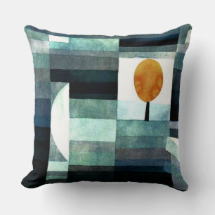 Klee - The Messenger of Autumn Throw Pillow