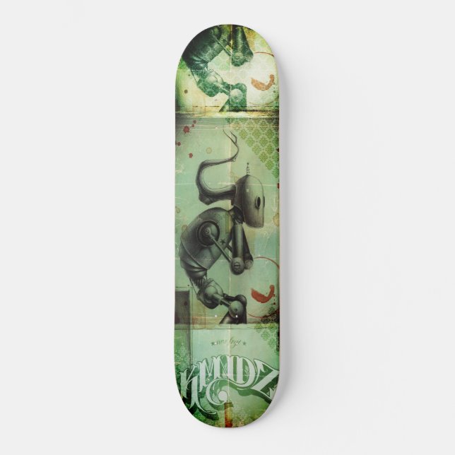 KMNDZ "G2" SKATEBOARD (Front)