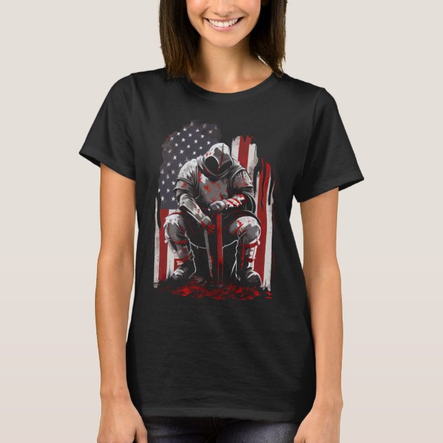 Knight Templar Kneeling Crusader Templar Warrior O T-Shirt (Front)
