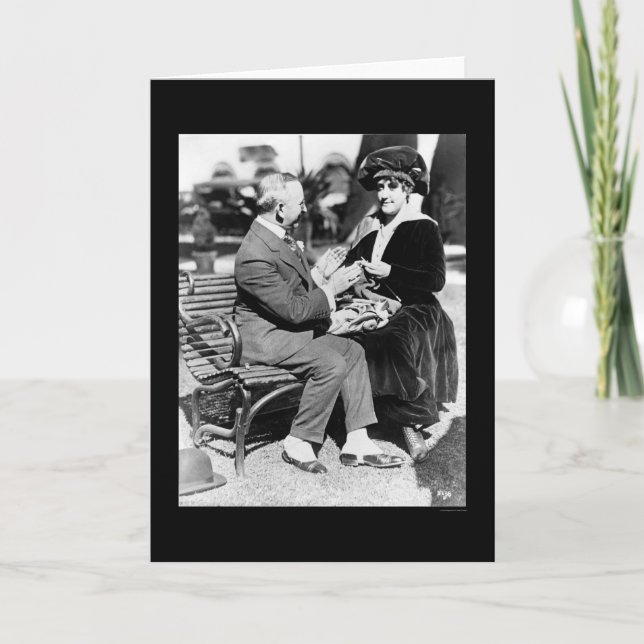 Knitting For the War Effort 1917 Card (Front)