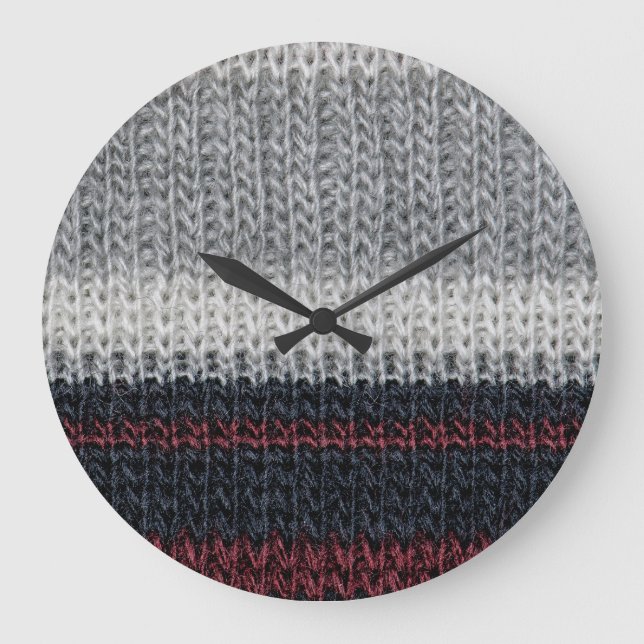 Knitting wool: red, white stripes. large clock (Front)