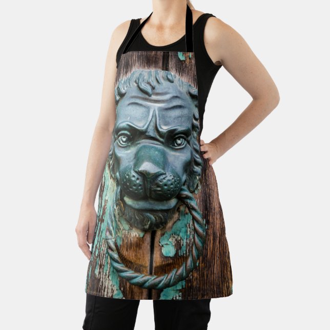 Knocking on heaven's door apron (Insitu)
