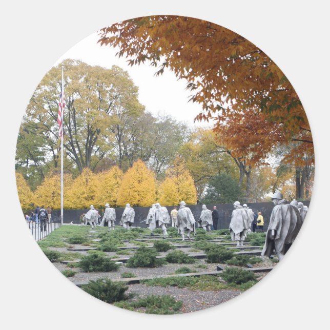 Korean War Memorial veterans Classic Round Sticker (Front)