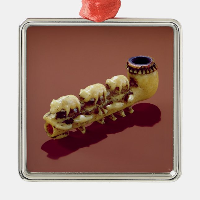 Korvack pipe with carved Polar Bears Metal Ornament (Front)