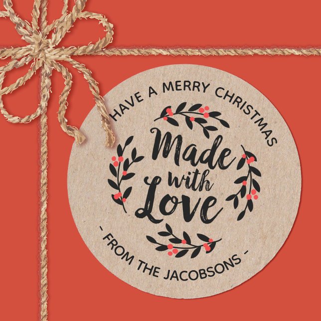 Kraft Personnalisé Fabriqué Avec Étiquette De Noël (A cute Christmas berry made with love sticker. Fun for embellishing holiday gifts.)