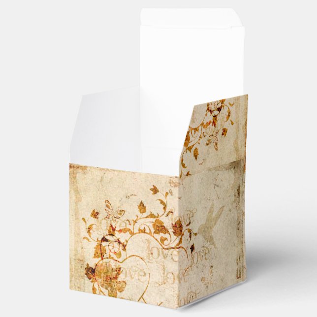 KRW Corinthians Love is: Square Favour Box (Opened)