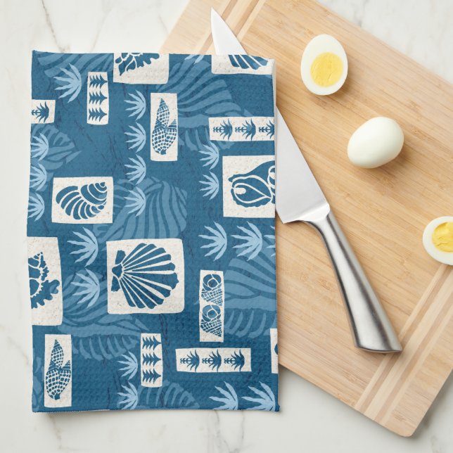 Kua Bay Hawaiian Undersea Shells Kitchen Towel (Quarter Fold)