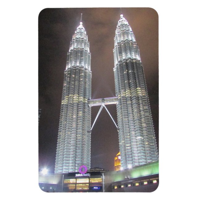 kuala lumpur night towers magnet (Vertical)