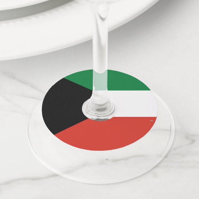 Kuwait flag wine glass tag (Close Up)