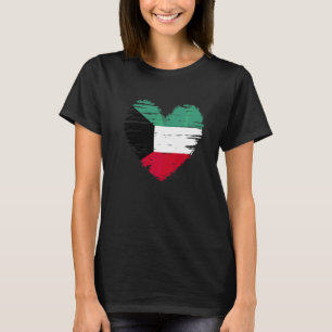 Kuwait Heart Kuwaiti Flag Kuwaiti Pride T-Shirt