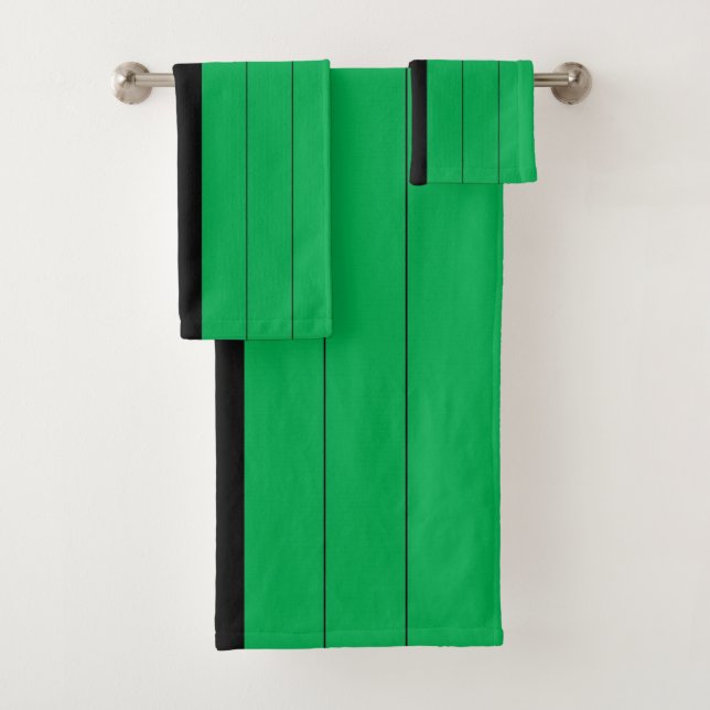 Kwanzaa Red Black Green Kinara Striped Pattern Bath Towel Set (Insitu)