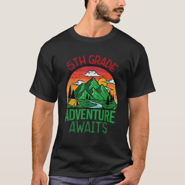 l6JO Funny 5th Adventure Awaits Teacher First Day  T-Shirt (Front)
