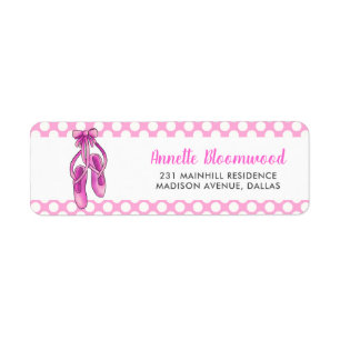 La ballerine rose chausse le baby shower de fille
