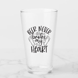 La bière ne m'a jamais brisé le verre du coeur