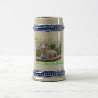 La boisson de tasse d'été et apprécient, tous les