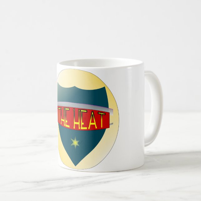 LA CHALEUR - Mug d'insigne gras avec puissance rét (Devant droit)