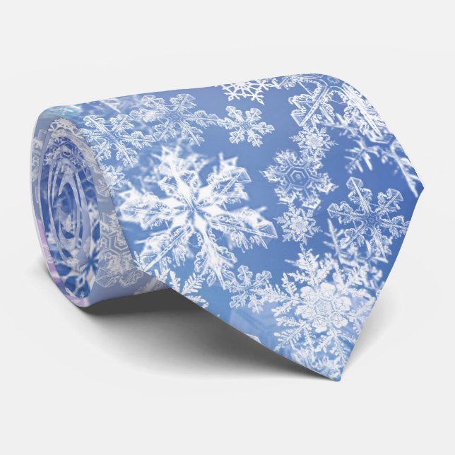 La cravate des hommes de flocons de neige (Roulé)