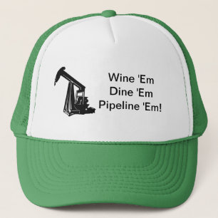 La fin de support de vin dinent le casquette de