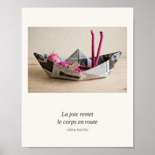 La joie remet le corps en route — Série Papier Poster
