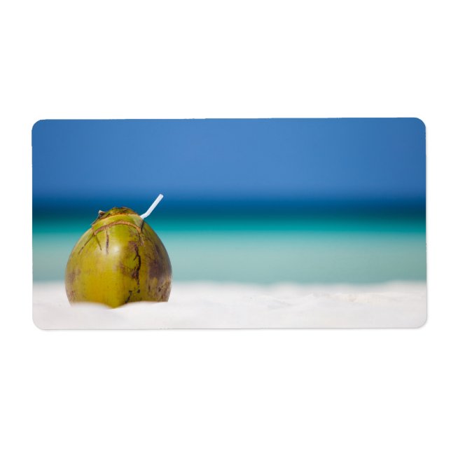 La noix de coco sur la plage (Devant)