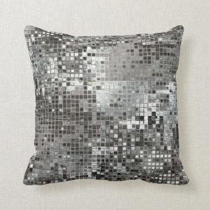 La paillette argentée brillent le coussin