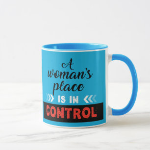 La place d'une femme, tasse de café à la mode