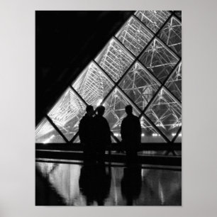 la pyramide in b+w poster