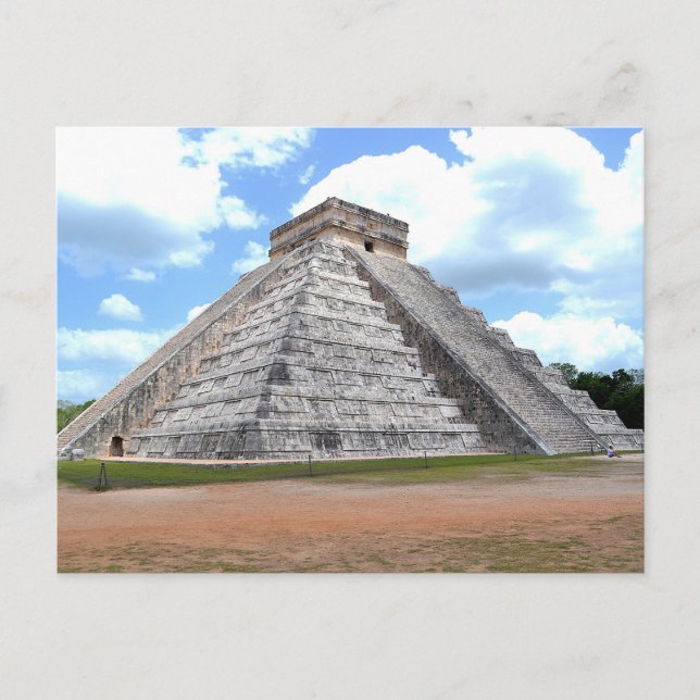 La pyramide maya à Chichén‑Itzá. Carte postale (Devant)