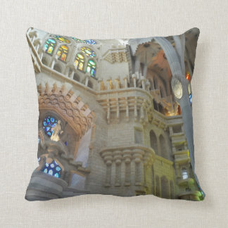 La Sagrada Familia Church Throw Pillow