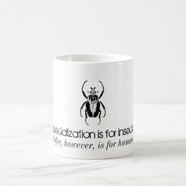 La spécialisation est pour la tasse d'insectes (Centre)