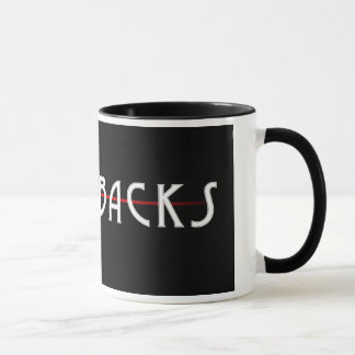 La tasse de café de concepteur de retours en