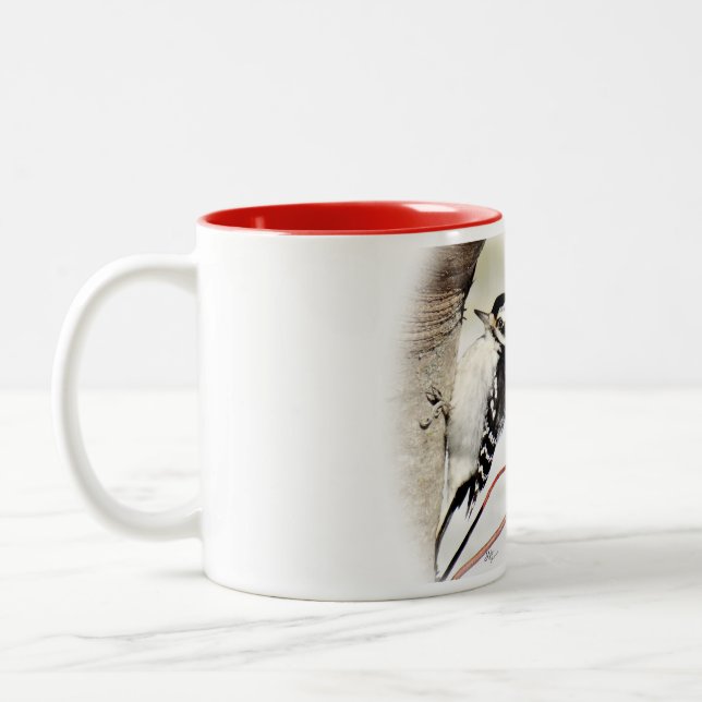 La tasse duveteuse de thé de pivert personnalisent (Gauche)
